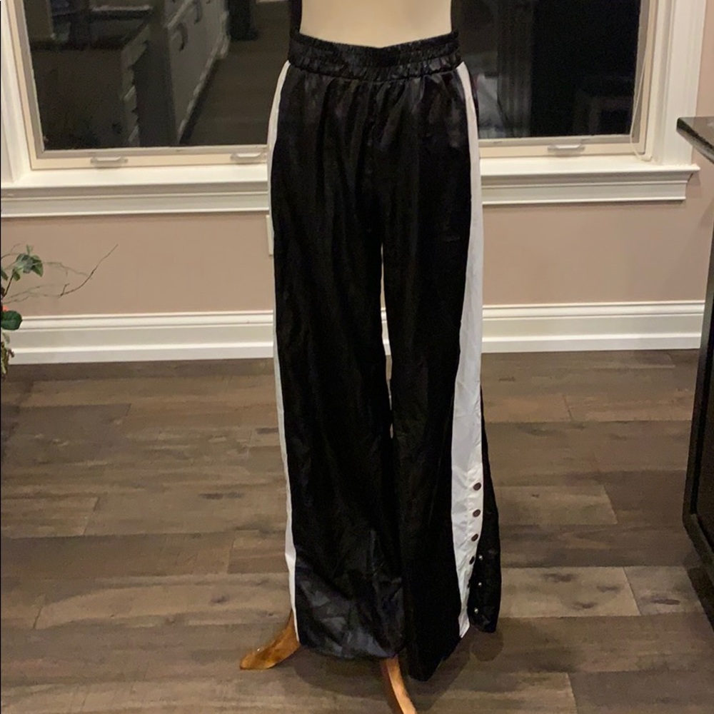 Fashion Nova Paints